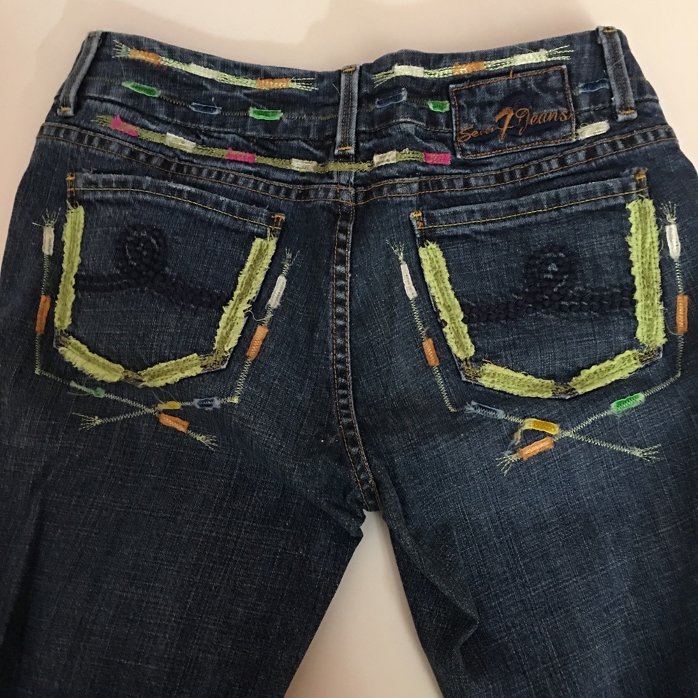 Women's Dark Wash Embroidered Pocket Skinny Jeans - Lime Accents